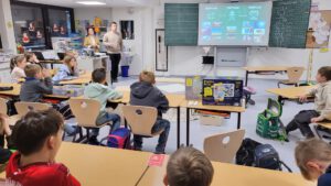 2025-01-14 08.27.33 Experimentierkaesten fuer die Grundschule